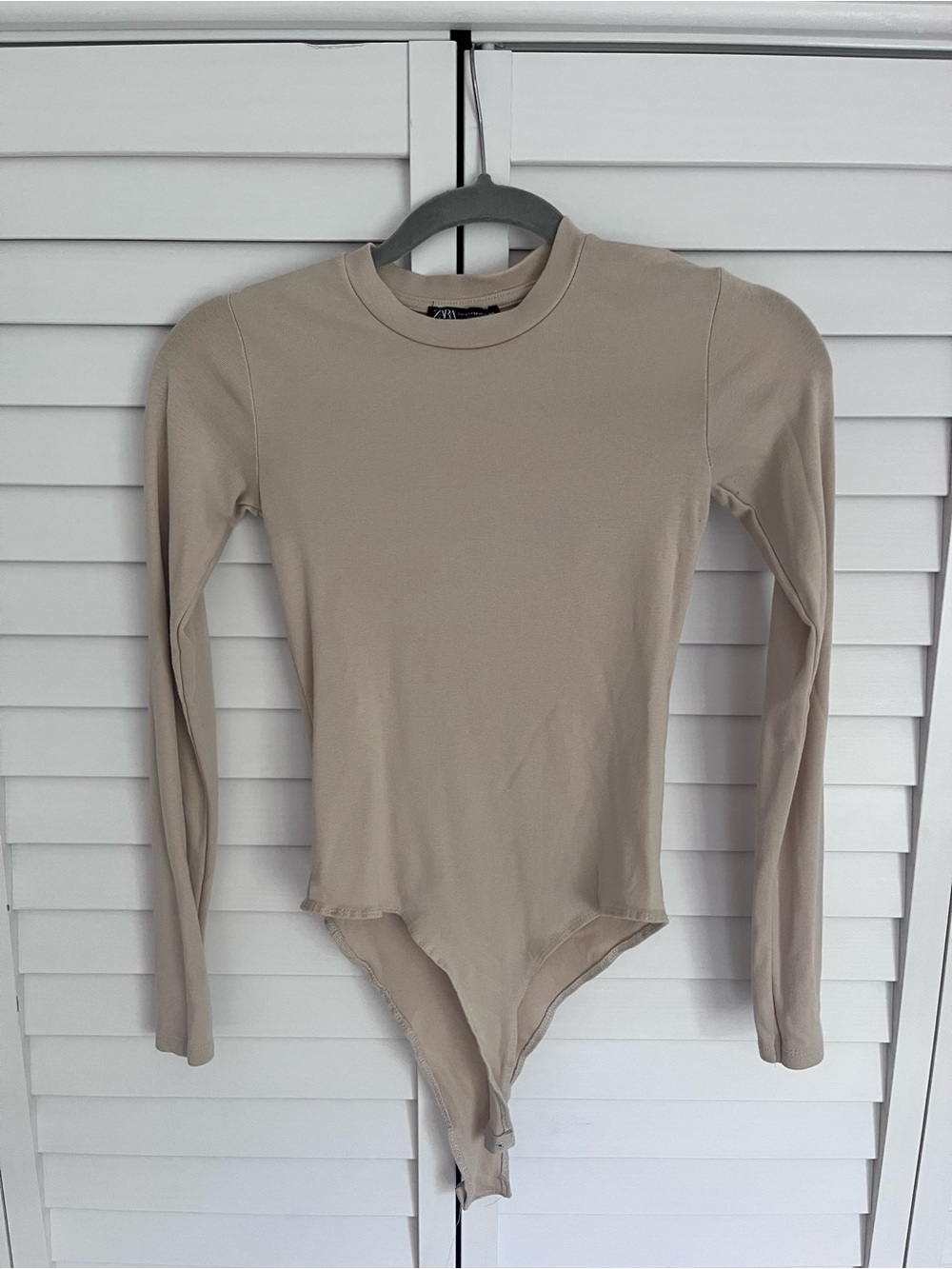 Zara Beige Long-Sleeve Kids One-Piece Bodysuit